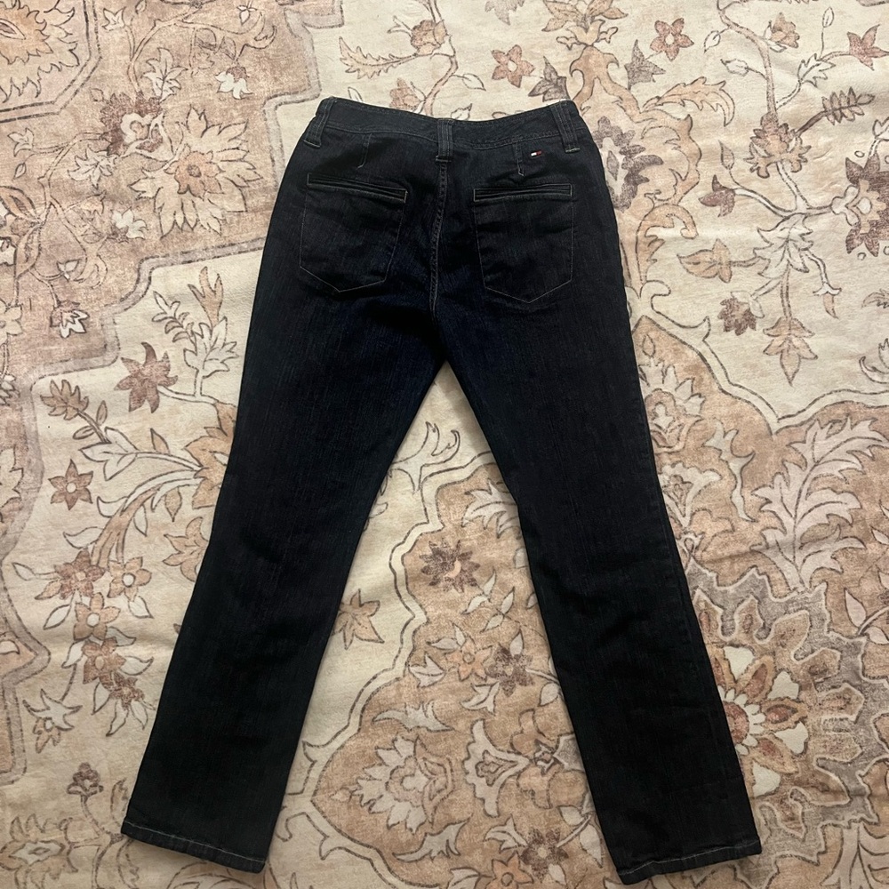 Tommy Hilfiger Women's Straight Leg Jeans in Black